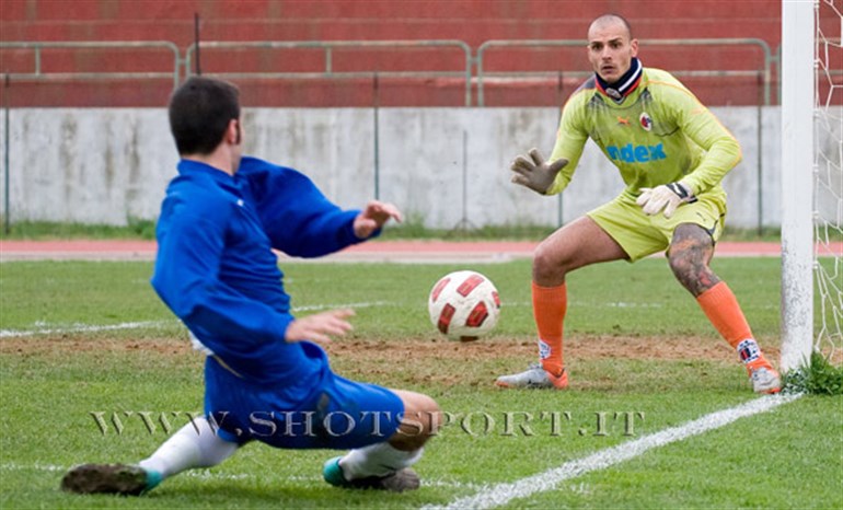 Calciomercato - Ladispoli punta Tajarol, Bisozzi e Cifani. Mazzarini verso Grotte di Castro. Blera mette gli occhi su Andrea Fa