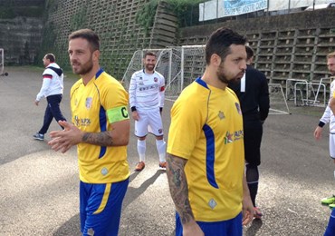 Federico Ponzio, stretta di mano con la Compagnia Portuale. Michele Zeoli nuovo allenatore del S.Severa